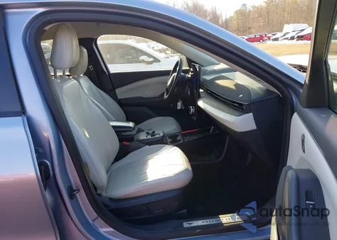 2022 Ford Mustang Mach-E Premium из США, поврежденный, VIN 3FMTK3R74NMA25489